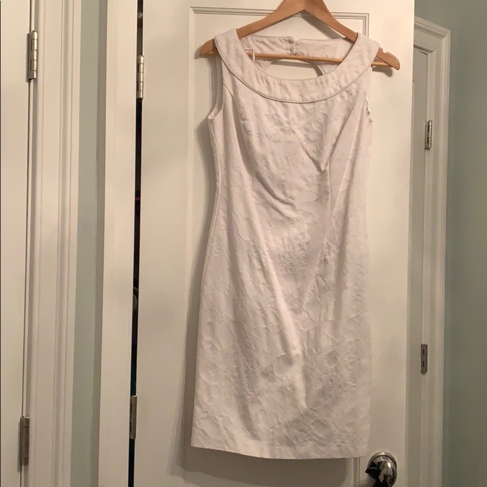 Donna Rico size 4, fitted dress *stain*